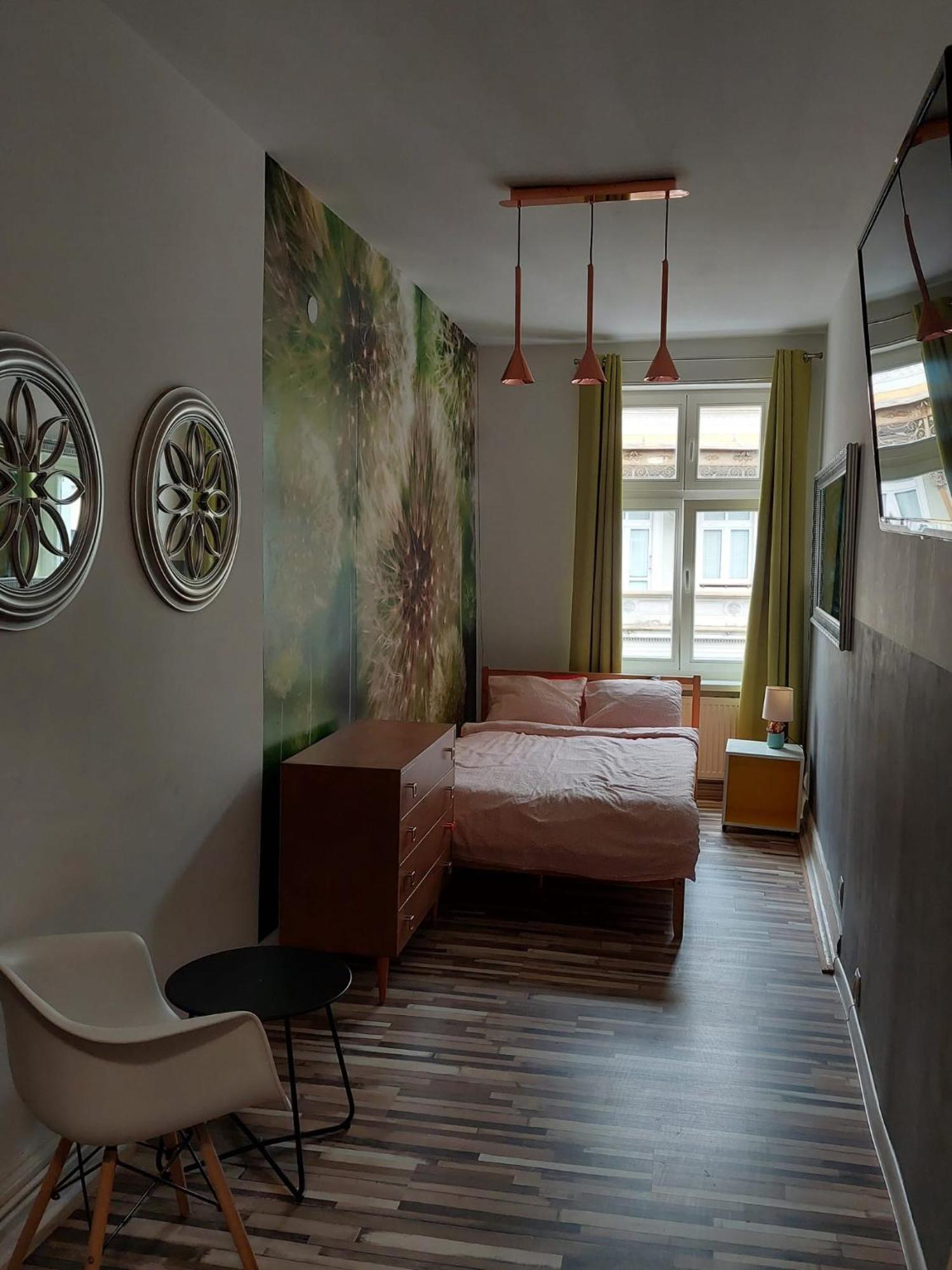 Beautiful Apartment Торунь Екстер'єр фото