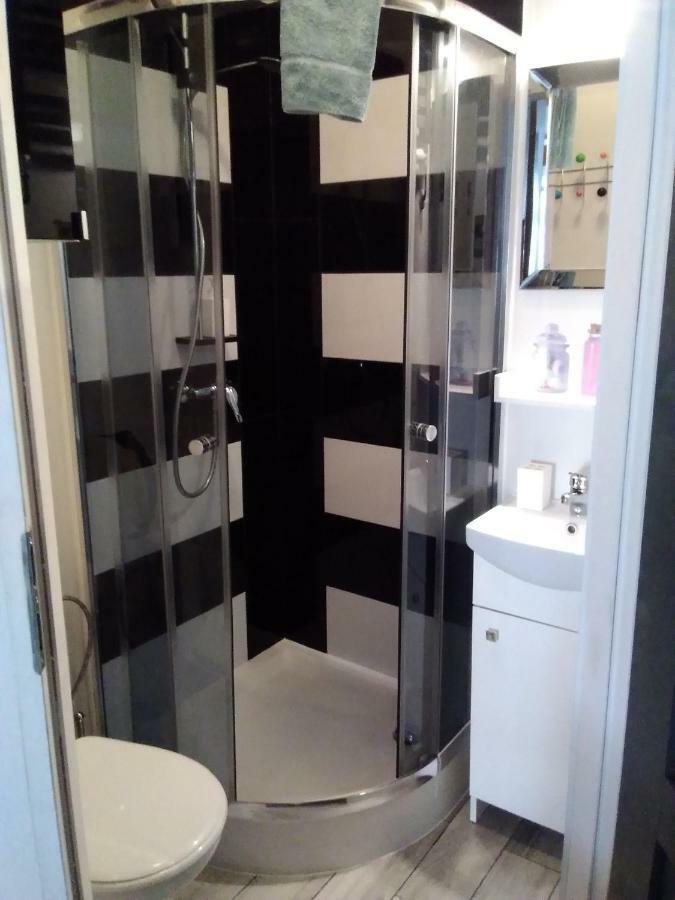 Beautiful Apartment Торунь Екстер'єр фото